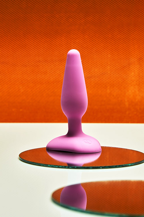 B-Vibe 4.1&quot; Beginner’s Vibrating Butt Plug with Suction Cup Base