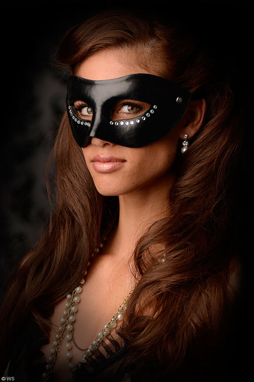 GreyGasms Masquerade Mask